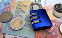 热币交易所银行卡绑定全攻略，安全操作与注意事项详解