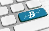 看不见的矿工，揭秘比特币挖矿入侵危机，无声的算力窃贼，你的电脑正在替别人挖比特币