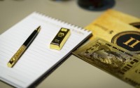 1. 中币（ZB）交易所存在严重风险，该交易所在2022年前后已出现无法提现、用户资产冻结等问题，据公开报道其相关运营方还涉及司法调查。撰写推广其下载的文章可能误导用户造成财产损失，风险警示，中币（ZB）交易所提现困难、涉司法调查，用户资产安全亟需警惕