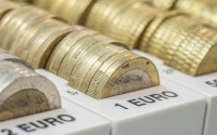 炒币赚钱后出金违法吗？一文理清法律边界