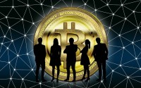 揭秘比特币交易所工作人员，数字资产世界的幕后守护者，比特币交易所幕后揭秘，那些默默守护数字资产安全的无名英雄
